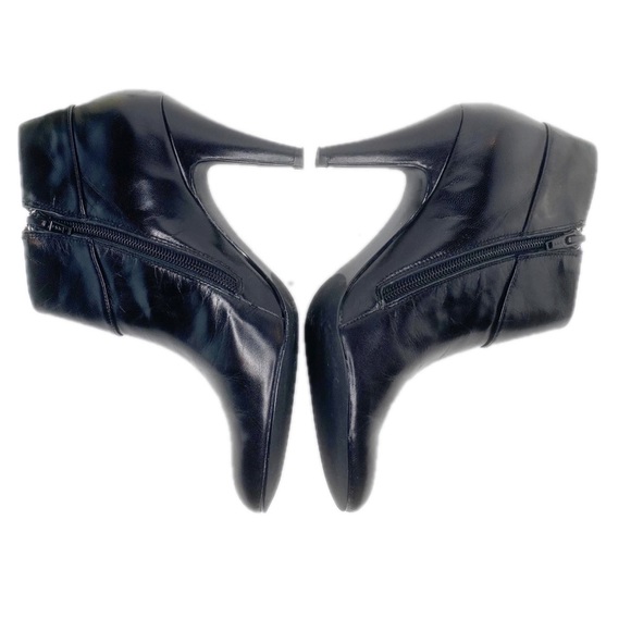 Alfani Darcy Black Kitten Heel Ankle Boots Size 7 - Picture 2 of 7